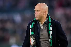 लिवरपूल के मैनेजर अर्ने स्लॉट ने प्रीमियर लीग में समय बर्बाद करने की रणनीति की आलोचना की